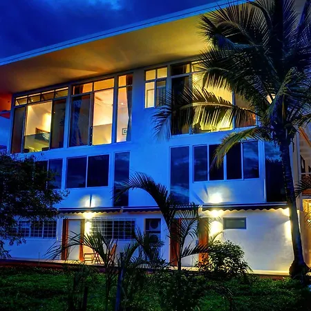 Moana Surf Resort