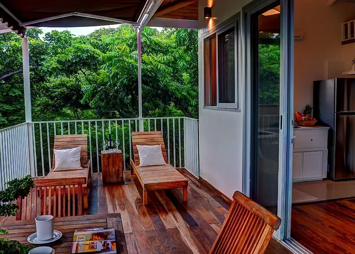 Moana Surf Hotel *
