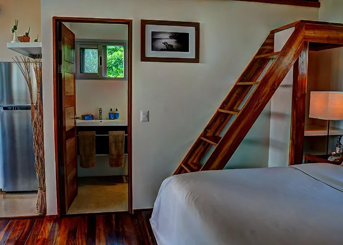 Moana Surf Hotel