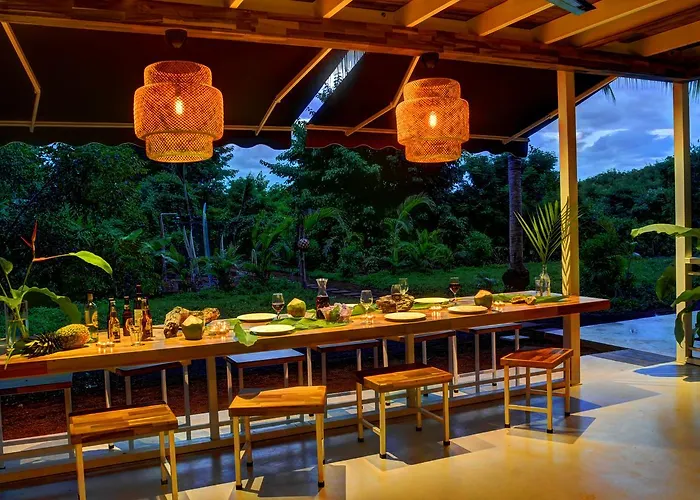 Moana Surf Hotel *