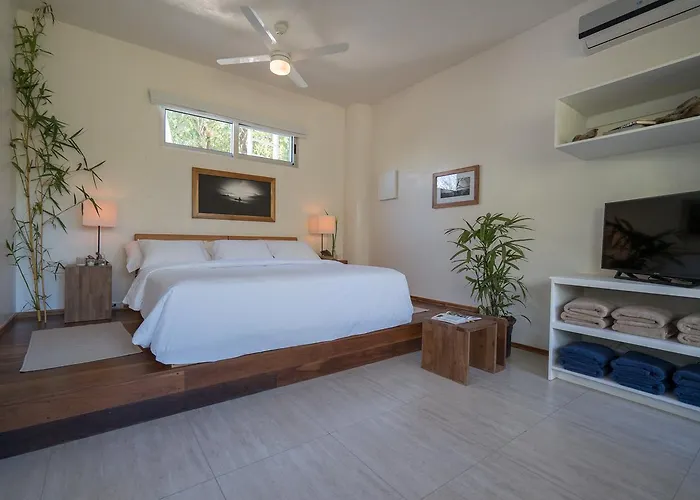Moana Surf Hotel